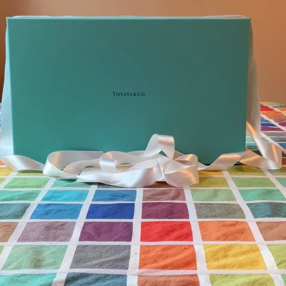 🎀 TIFFANY & CO. BAG AND BOX BUNDLE 🎀 NWOT 🎀 - Picture 6 of 16